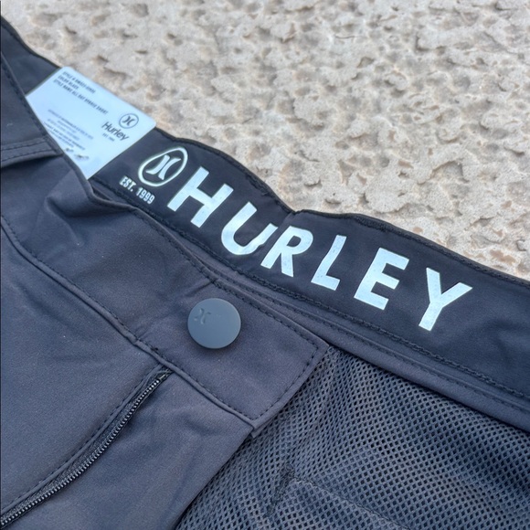 NWT Hurley All Day Hybrid Shorts in Black. Men's 36 Classic skater/street style! - Picture 4 of 14